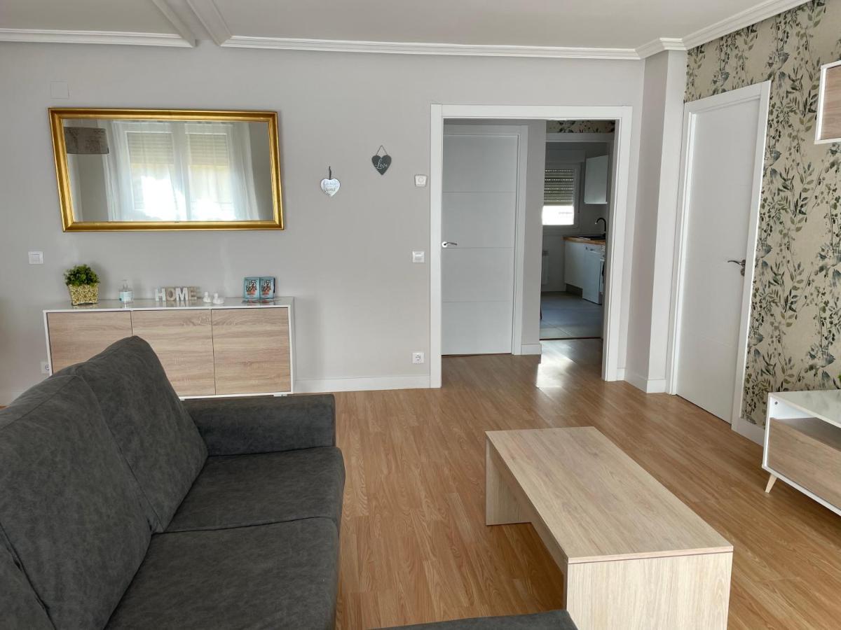 Apartamento Cuatro Estaciones Calahorra Luaran gambar